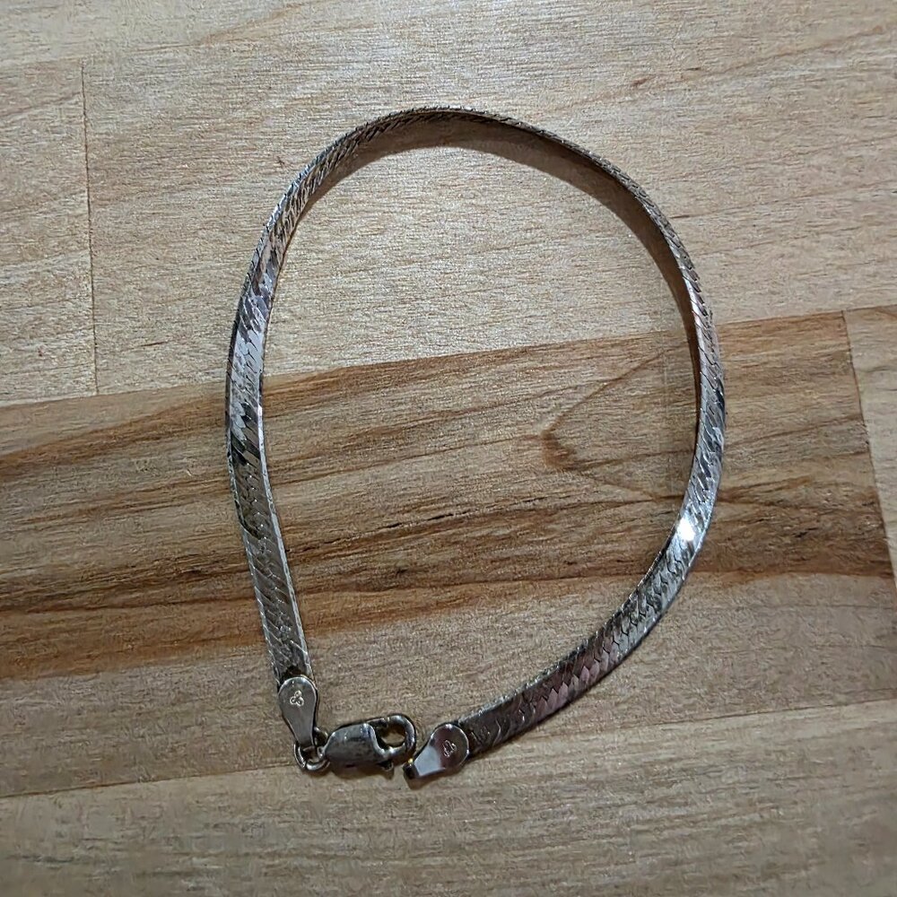 Silver Herringbone bracelet ~ Vintage